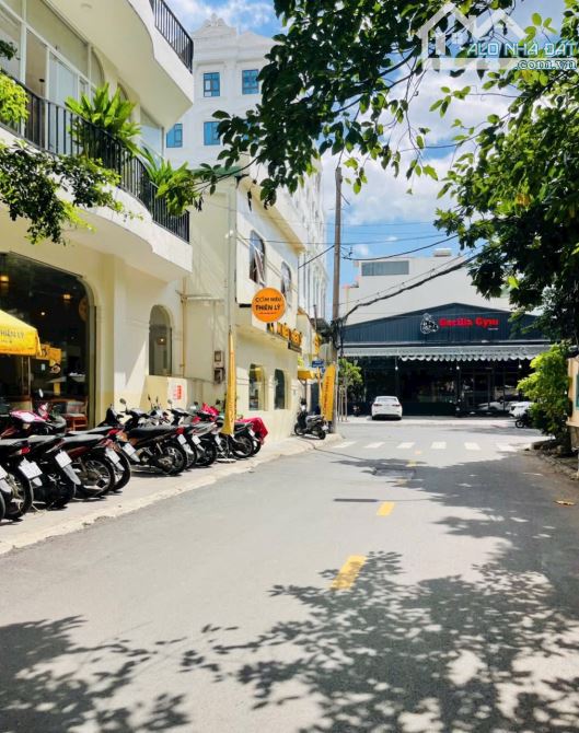 Bán Đất MT Ngô Quang Huy,Thảo Điền DT:214m2(7,5mx29m) CTXD Hầm 6 Tầng-Giá 75 Tỷ TL - 1