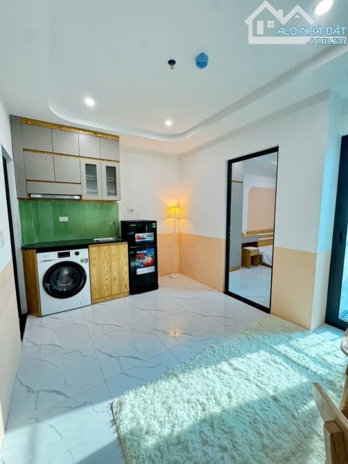 (Cực Hot) Căn hộ 1N1K cao cấp 35m2 ở 141 Quan Nhân - Máy giặt riêng - Ở được 4 người - - 1