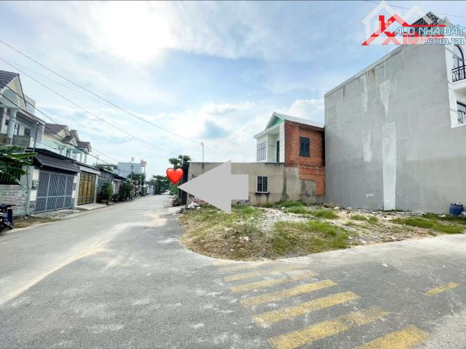 Cần bán lô đất full thổ cư, vị trí đẹp gần đường Đồng Khởi-P.Trảng Dài,Đồng Nai,nhỉnh 2 tỷ - 1