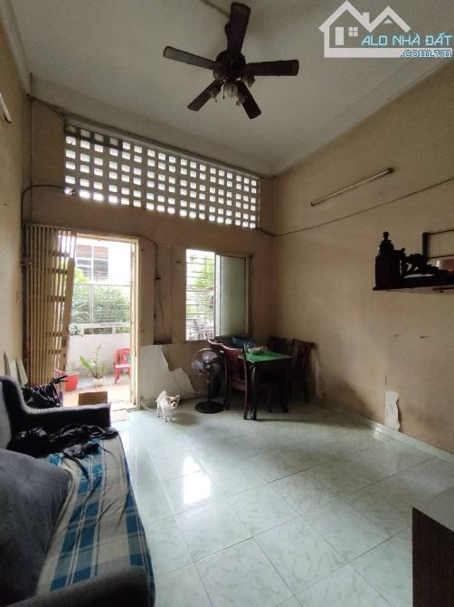 Bán Căn Hộ Vị Trí Vàng - Trung Tâm Quận 5, 70m2  Giá Ưu Đãi Chỉ 3.65 Tỷ - 1