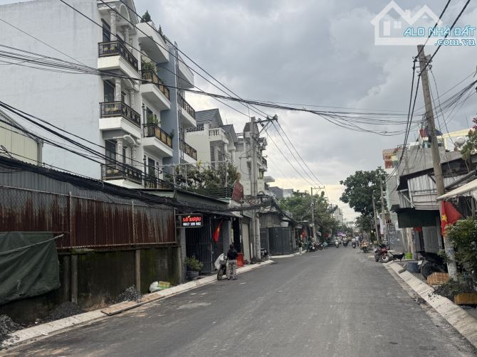 BÁN BIỆT THỰ MINI GẦN ST GIGAMALL HBC , HXH, DT 193M2, GIÁ 8.9 TỶ . - 1
