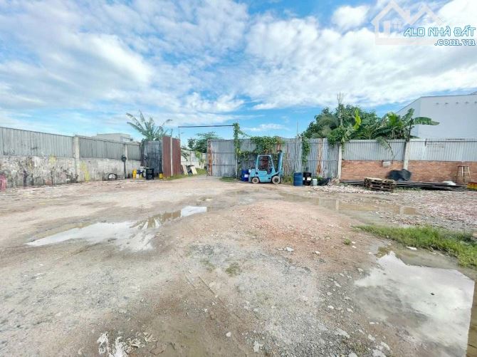 🔥Bán lô đất 1,670m2 ngay Trung Tâm Hóc Môn..Dt :12m*32,5 nở hậu L 💰 21 Tỷ - 1