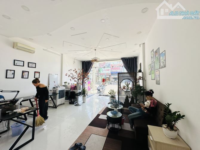 💥GIẢM 500 TRIỆU NHÀ Mặt Tiền Đường LÊ HỒNG PHONG Giá Cực Tốt - 1