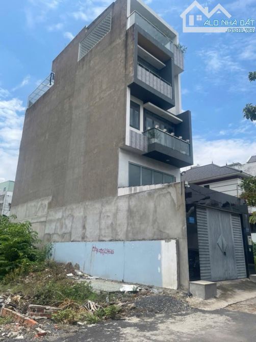 Bán gấp đất 100m2- Ngang 5m đường Thạnh Lộc 37 Quận 12  gần sông Sài Gòn- Tặng GPXD 5 tầng - 1