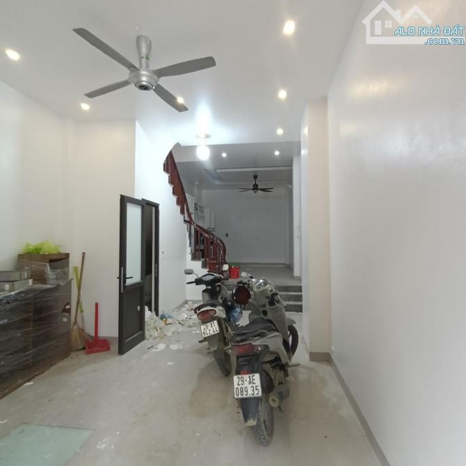 Nhà phân lô vỉa hè khu DV Đìa Lão, Mậu Lương, 50m2, 5 tầng full nội thất giá hơn 13 tỷ - 1