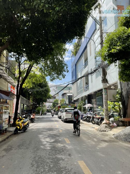 Giảm 5 Tỷ Siêu Biệt Thự Nguyễn Minh Hoàng - Tân Bình - 8,8x20m - 5 Tầng - Giá 54 Tỷ. - 1