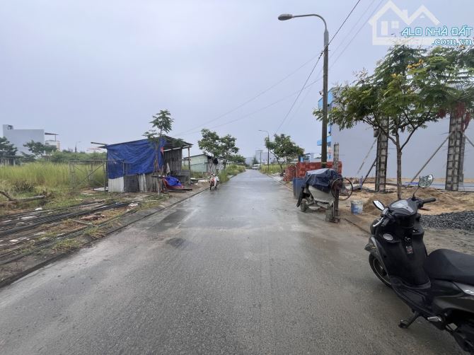 Bán 100m2 (5x20) Đất - Bùi Bỉnh Uyên - Sát Biển - 1