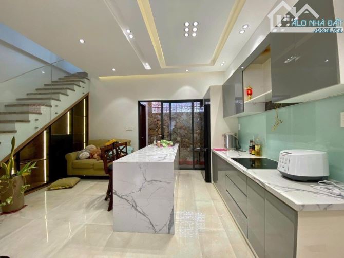 🏡 NHÀ ĐẸP LÔ GÓC – Ỷ LAN NGUYÊN PHI – 2 TẦNG, Ô TÔ VÀO NHÀ - 1