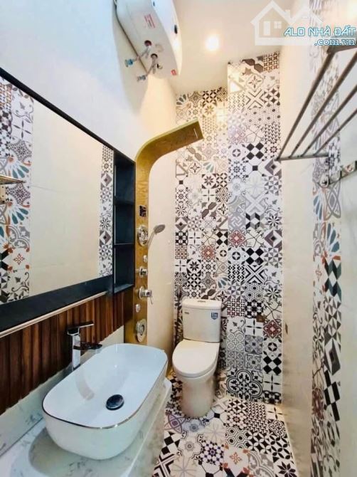 Chính chủ cần bán nhanh căn nhà 3 tầng đường hồ tùng mậu - 1