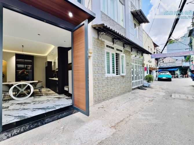 Bán Nhà Hẻm Xe Hơi Gò Vấp-6,5m x 6,5m -4Tầng-3PN-Giá 7,5 Tỷ - 1