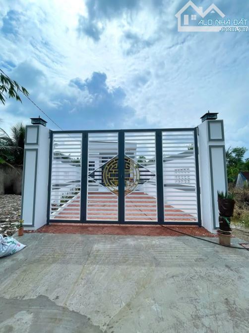 Bỏ nhà nhỏ mua nhà lớn, 200m2, SHR, Mỹ Hạnh Bắc mà chỉ có 1 tỷ 050. - 1