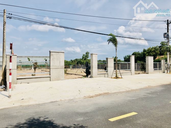 Lô biệt thự-ngay khu Phan Gia- Diện tích: 570m2- 10mx57m-60 thổ cư-xây rào+san lấp-giá 2tx - 1