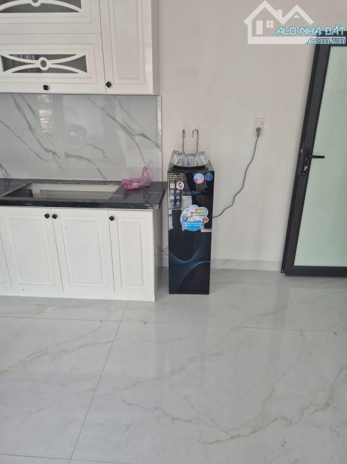Bán siêu phẩm lô góc Nguyễn Trung Thành hơn 2 tỷ - 1