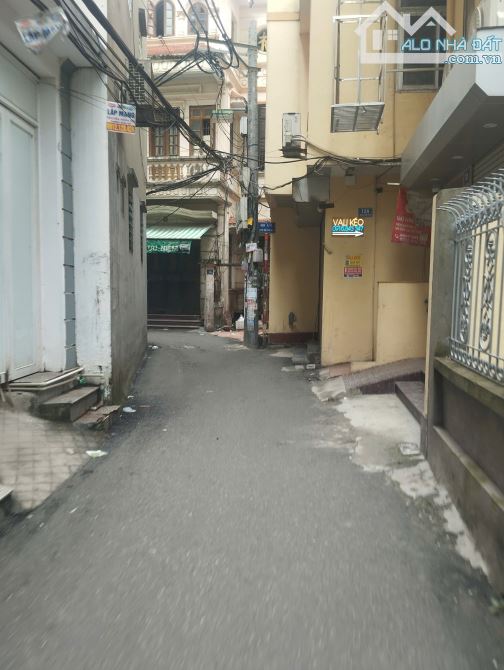 Bán nhà Mễ Trì Hạ 42m - 7,9 tỷ, ô tô gần, nở hậu, tặng nội thất. - 1