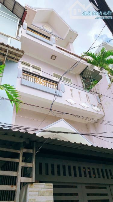 Sang căn nhà trung tâm Q7,  Phú Thuận, Nguyễn Văn Quỳ, 60m2, SD 200m2, 7 đồng - 1
