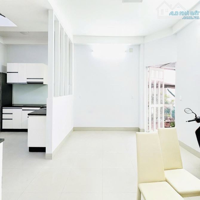 Bán nhà hẻm xe tải, 64m2, nở hậu, có phòng ngủ dưới trệt, Quang Trung Gò Vấp, 5 tỷ hơn - 1