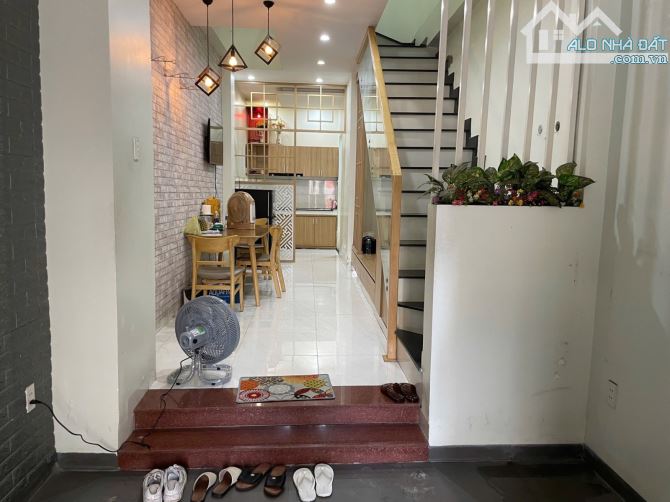 Bán Nhà MT 5.5m Gần Biển Mỹ Khê, Sơn Trà, 3 Tầng, 40m2, Thuê 12 tr/th nhỉnh 5 tỷ - 1