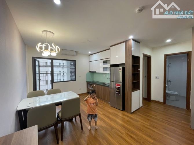Cho thuê góc Thanh Bình 76m2, 2 ngủ 2vs, tầng cao, đầy đủ nội thất đẹp, ở được luôn - 1