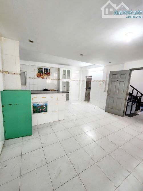 Bán Gấp CHDV 6 Tầng Đường Nguyễn Văn Trỗi, Phú Nhuận, DT 7 x 10m, Chỉ 14 Tỷ - 1
