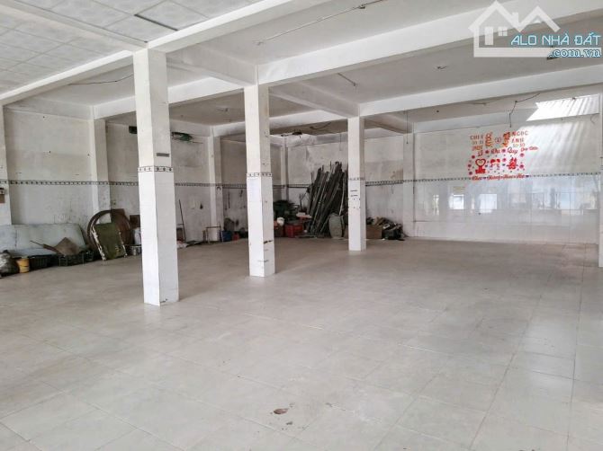 BÁN NHÀ KHO SIÊU RỘNG – NGAY KCN SÓNG THẦN – 227M² – 3 TẦNG – NGANG 12M - 1