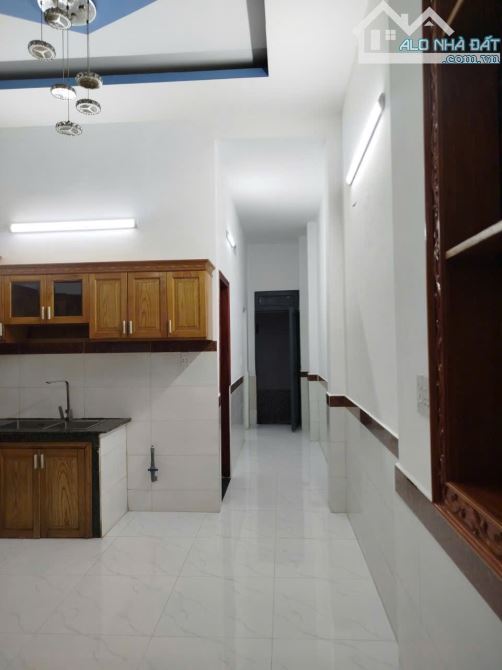 NHÀ Ở NGAY,  4x15 , PN TRỆT, HẺM 7M, VỈA HÈ, DÂN TRÍ, 3 ĐỒNG TL - 1