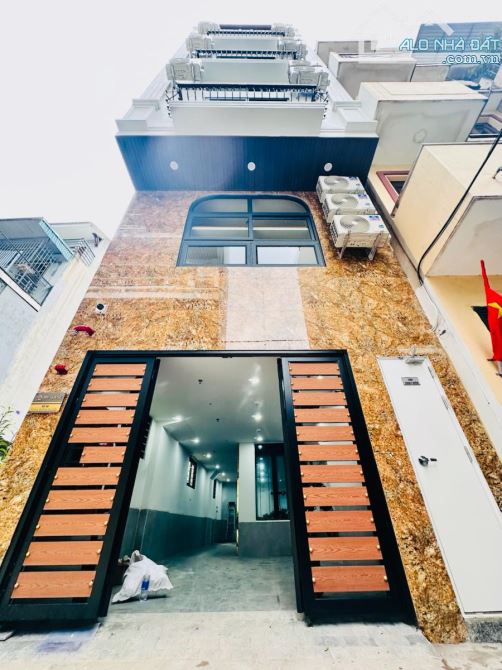 💥Giảm sốc 800tr !Bán nhà lô góc phố Tây Sơn 64m x 4T x 4,5m MT ô tô đỗ cửa giá 21 tỷ - 1