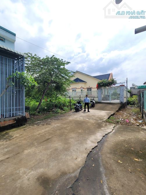 đất 67,7m2 2ty6 TL cách đường Bình Thung 100m p.Bình An Tp.Dĩ An - 1