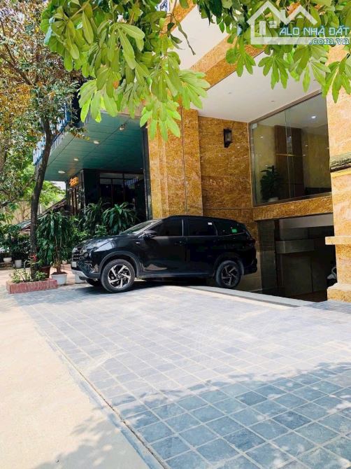 BÁN TÒA BUILDING 8 TẦNG DỊCH VỌNG HẬU dòng tiền ổn định,DT 165m, MT 10m, giá 108 Tỷ - 1