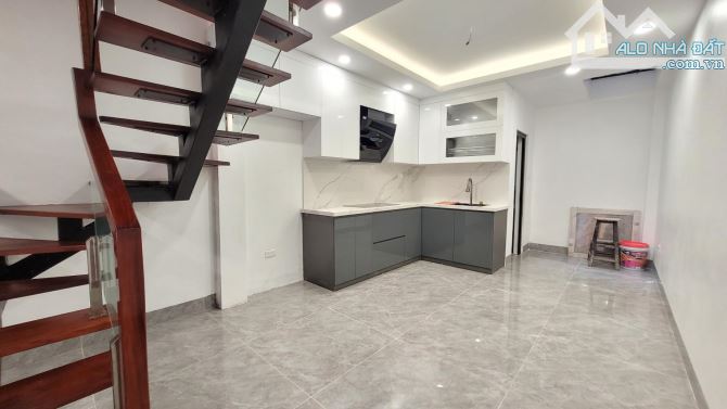 🌹20M RA PHỐ - NHÀ MỚI - FULL NỘI THẤT - Ở SƯỚNG Đàm Quang Trung 42 m2 giá 7.9Tỷ   🌈Vị tr - 1