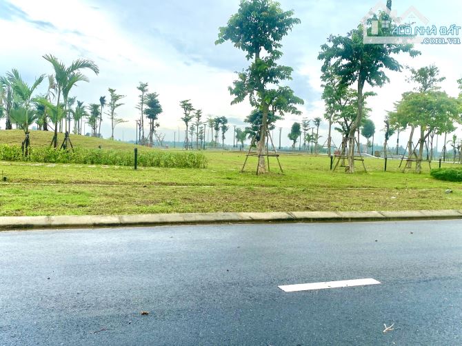 HÀNG CỰC ĐẸP KĐT PHÚ MỸ VỊ TRÍ ĐẦU CỔNG, SẠCH ĐẸP SỔ SẴN KHÁCH KHÔNG NÊN BỎ LỠ - 1