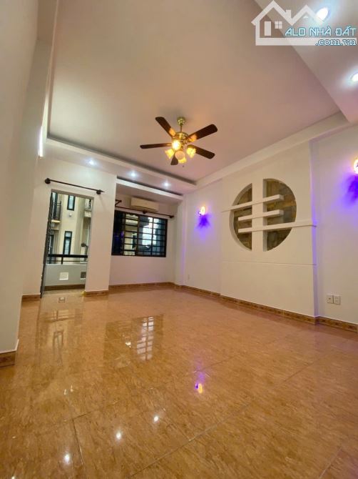 bán nhà hẻm 8m Nguyễn Hồng Đào, p14 ,Quận Tân Bình .DT:4x16m .5 tầng .9p .Gía :12.5 tỷ - 1