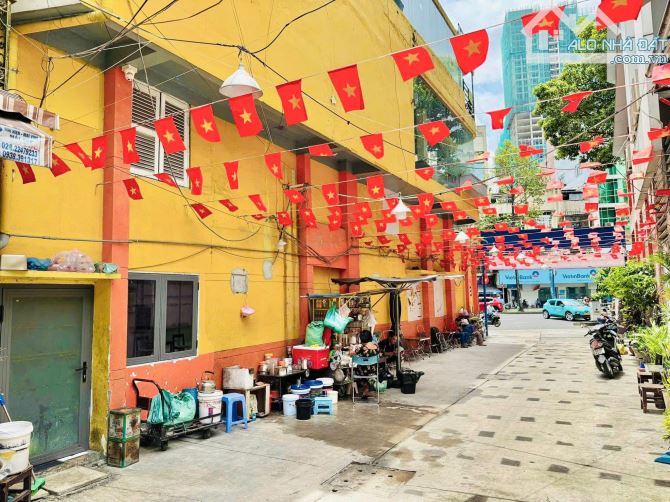 Bán nhà 2 Măt tiền Trần Hưng Đạo, Quận 1, 4,5x18m, 4 Tâng  suốt, HĐT 90tr, 69,9  tỷ. - 1