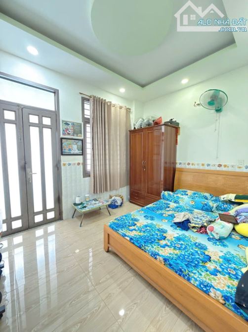 Bán Gấp GIÁ RẺ Nhà đường trần văn đang Quận 3 DT khủng 5.1mx11m 3 Tầng giá chỉ 4.95 Tỷ - 1