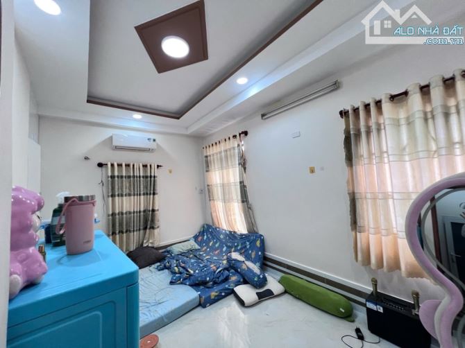 Bán nhà Trệt Lầu, khu phân lô, hẻm xe hơi tới nhà, Tăng Nhơn Phú A, Quận 9 - 1