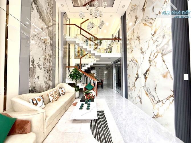 Nhà mới xây 100%  Xe hơi vào nhà  Phạm Văn Chiêu  P16 Gò Vấp  50m2 x(5 tầng)  Giá 9.29tỷ - 1