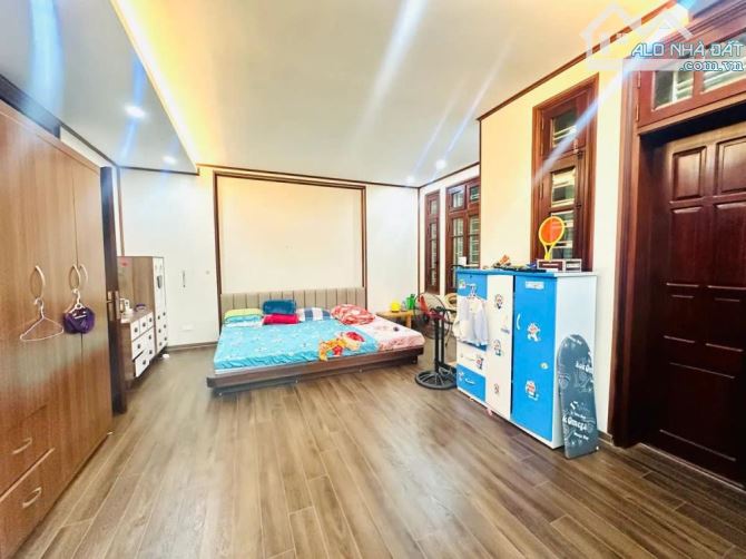 Bán nhà Hào Nam 48m2 vị trí đẹp ngõ ô tô nở hậu gần ô tô tránh 5.9 tỷ - 1
