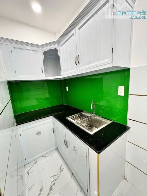 Bán nhà 2 tầng mới đẹp, 22m2 (3x8), Ngay Chiến Lược, sát Tên Lửa, chỉ hơn 1 tỷ - 1