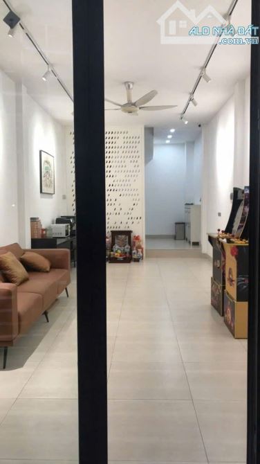 Bán nhà phố Đốc Ngữ, Ba Đình, Phân lô Ô tô tránh, 2 mặt thoáng, Ngõ thông, DT 50m, 15 Tỷ - 1