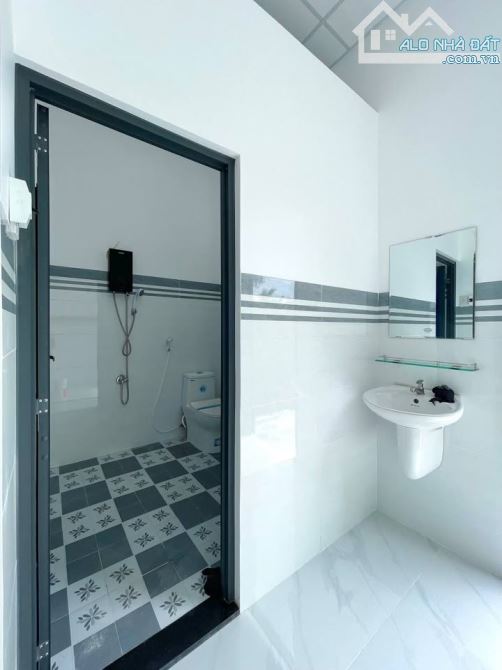 Bỏ nhà nhỏ mua nhà lớn, 200m2, SHR, Mỹ Hạnh Bắc mà chỉ có 1 tỷ 050. - 12