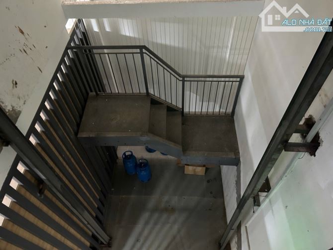 SIÊU PHẨM 4 TẦNG – 10x20 – MẶT TIỀN KHU TÊN LỬA – DÒNG TIỀN 50 TRIỆU/THÁNG - 12