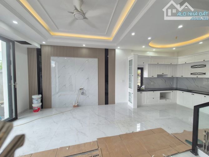 Bán siêu phẩm lô góc Nguyễn Trung Thành hơn 2 tỷ - 13
