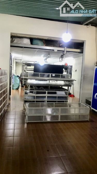 CG BÁN XƯỞNG MẶT TIỀN ĐƯỜNG XE CONTAINER - XE TẢI THÔNG - THỚI TAM THÔN - HÓC MÔN - DT 1.0 - 2