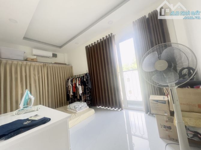 BIỆT THỰ MINI, LÊ TRỌNG TẤN, TÂN PHÚ, NGANG KHỦNG 9M, FULL NỘI THẤT, HXH 5M, 79M2, CHỈ 7.1 - 2