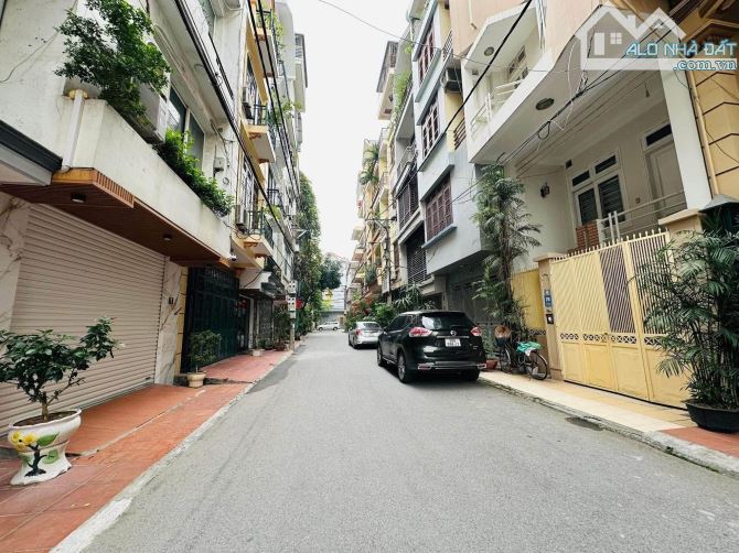 Bán Nhà Trần Cung 40m , 5 Tầng , Dân Xây Lô Góc 3 Thoáng , Ô Tô Đỗ Cửa , Sát Phố KinhDoanh - 2