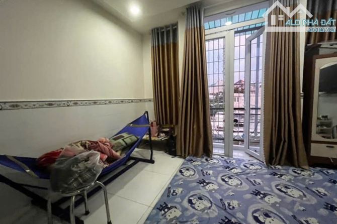 Bán nhà hẻm 3m, Đường Số 4, Thủ Đức, 39.4 m² (4.2m x 9m), 2 tầng - Giá 3.35 tỷ TL - 2
