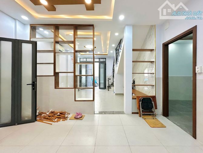 🏡 Nhà Căn Góc 2MT Hẻm CMT8 – P.11, Q.3 – 6,75 Tỷ TL - 2