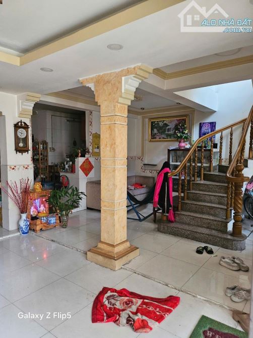 🔥BÁN MTKD 3 TẦNG BTCT - SÁT MT HUỲNH TẤN PHÁT - 85m2 - NGANG 10m - SHR - 2