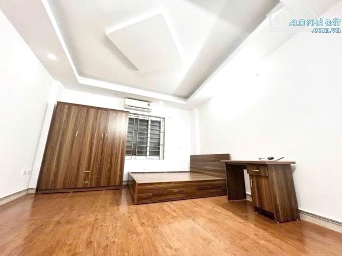 Hiếm -Bán Gấp Nhà 3T Vĩnh Khang 60m2, 4,5ty, MT 5m, đường 4m, gần chợ trường - 2