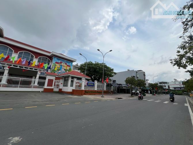 Bán nhà đẹp ở liền, khu VIP Nguyễn Oanh, DT 4x24m, nỡ hậu đẹp, 5 tầng, 5PN, giá chỉ 14 tỷ - 2