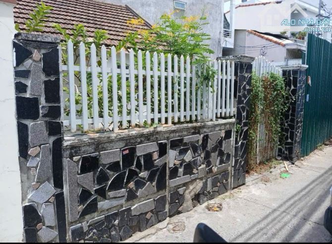 Bán đất hẻm Trần Phú, Vĩnh Nguyên. Diện tích 77,3m2 (5×15). Giá 2,8 tỷ. • Ngang rộng 5m - 2